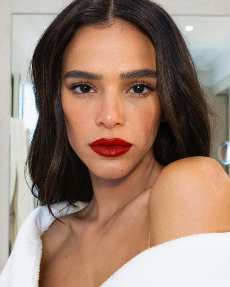 Bruna Marquezine Bruna Marquezine