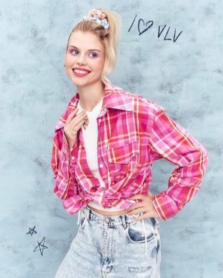 Sofia Samokhina Sofia Samokhina