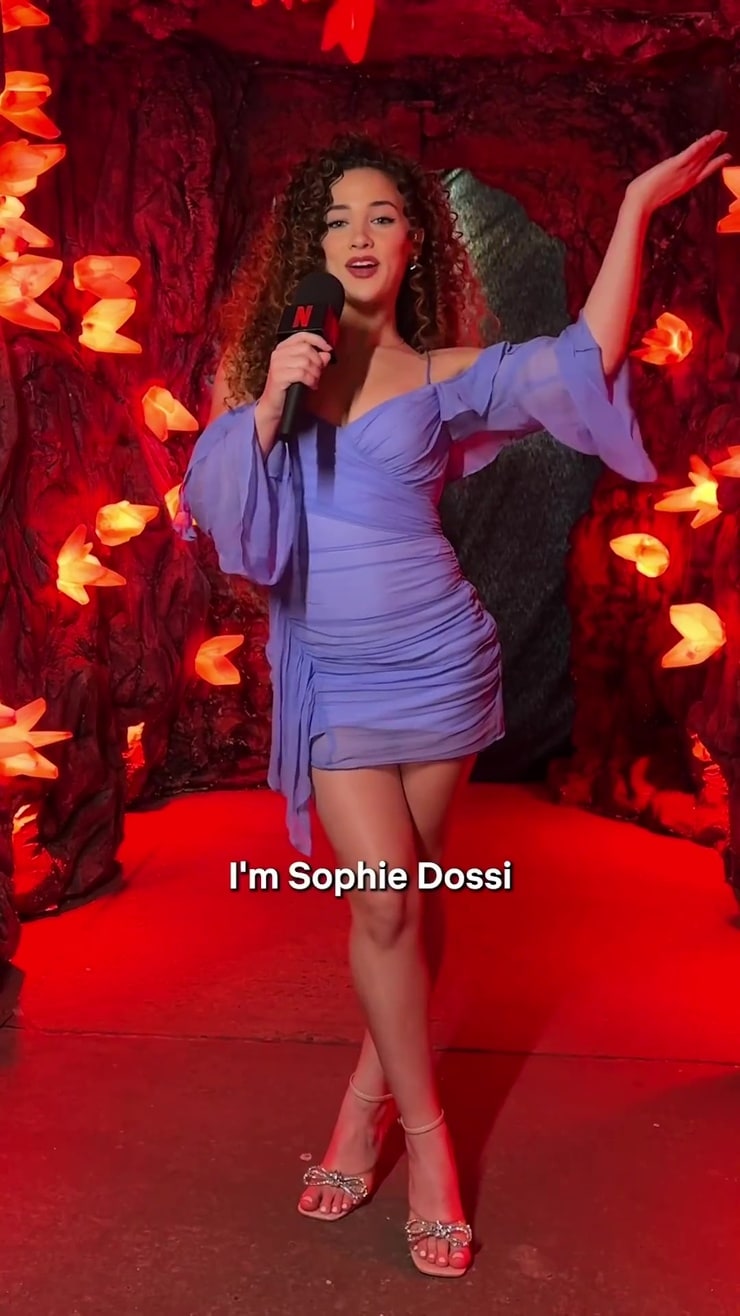 Sofie Dossi
