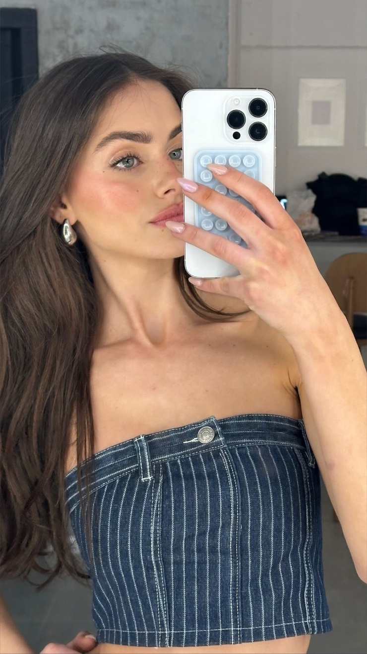 Yael Shelbia Yael Shelbia