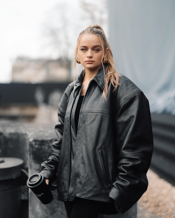 Taylor LaVie