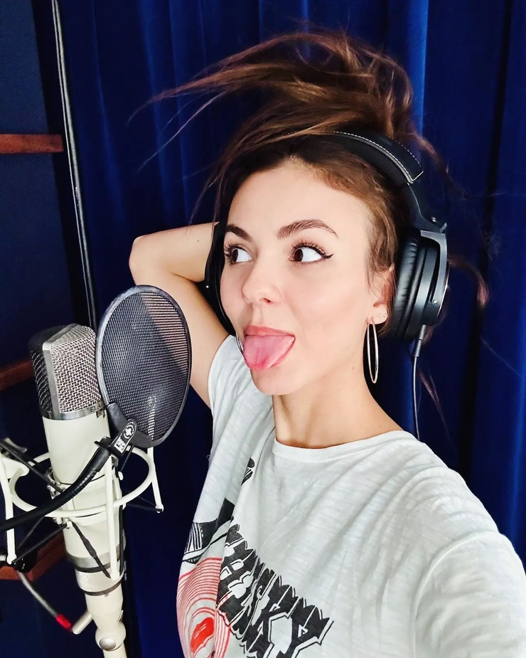 Victoria Justice