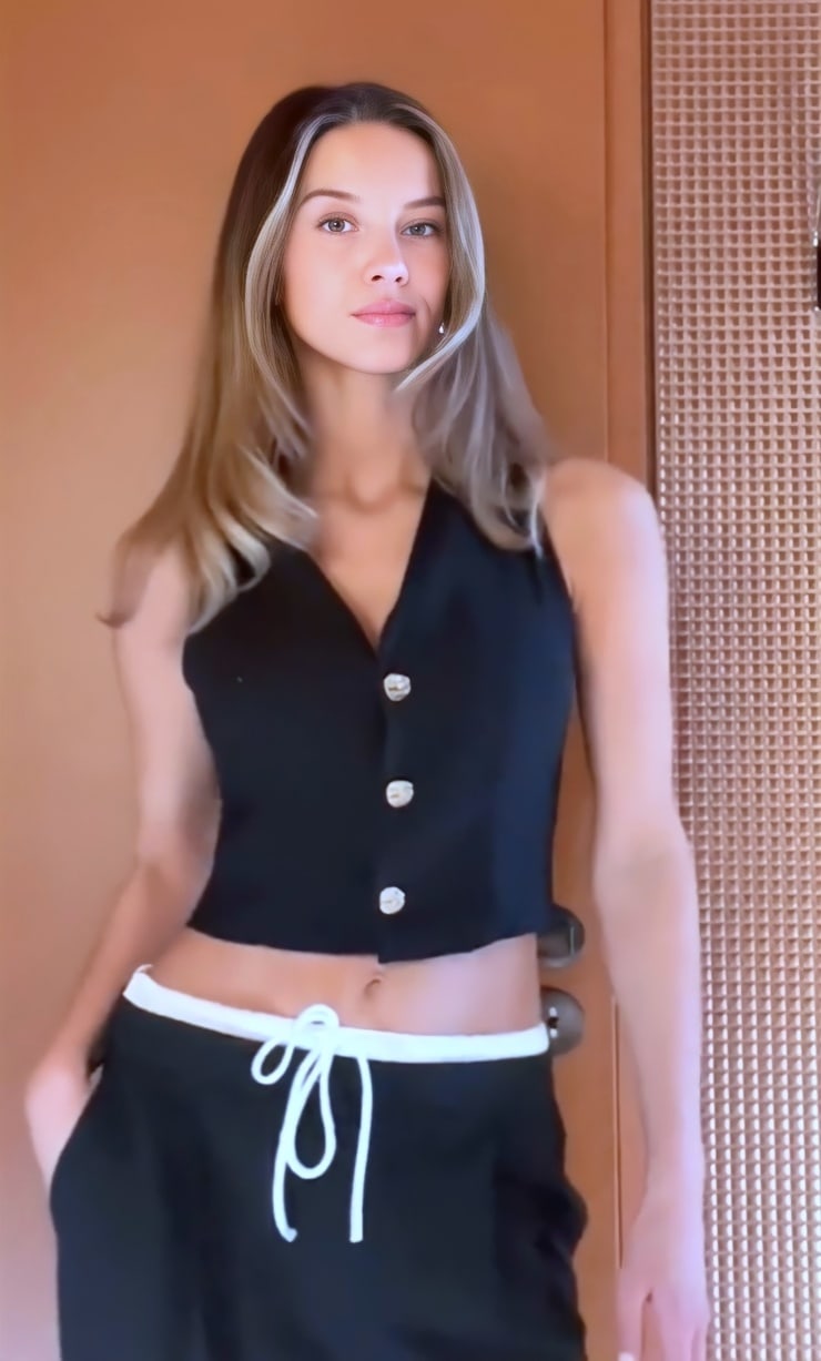 NICOLA CAVANIS NICOLA CAVANIS