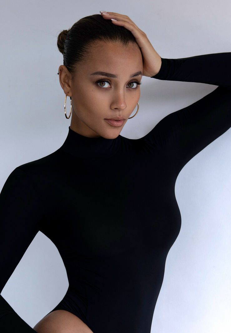 Elle Smith
