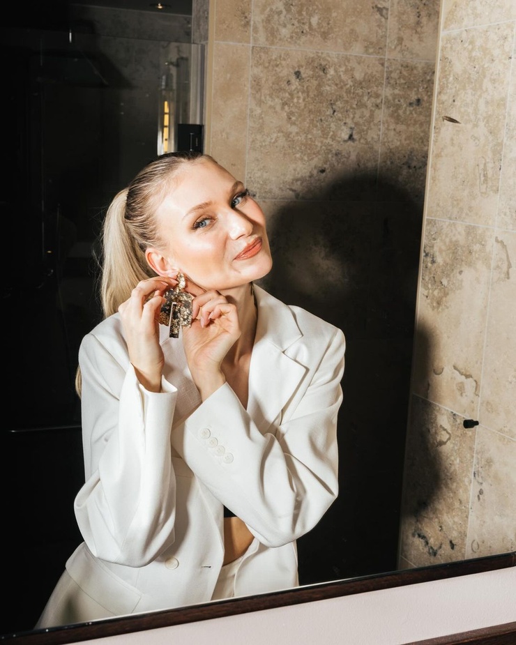 Carolin Niemczyk Carolin Niemczyk