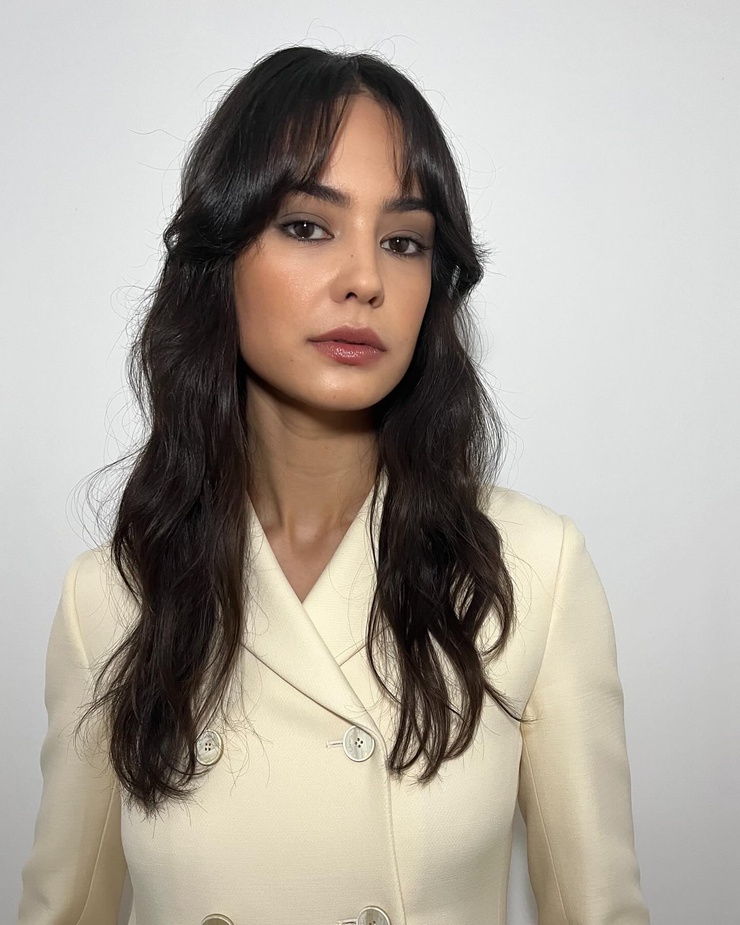 Courtney Eaton Courtney Eaton