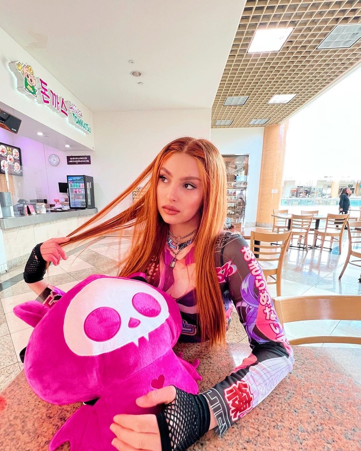 Zoey Luna