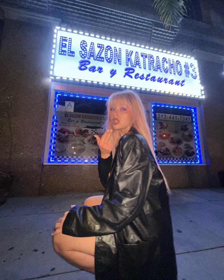 Image of Zoey Luna