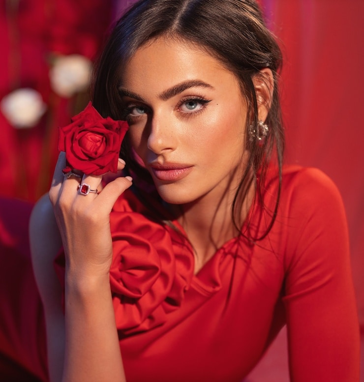 Yael Shelbia Yael Shelbia