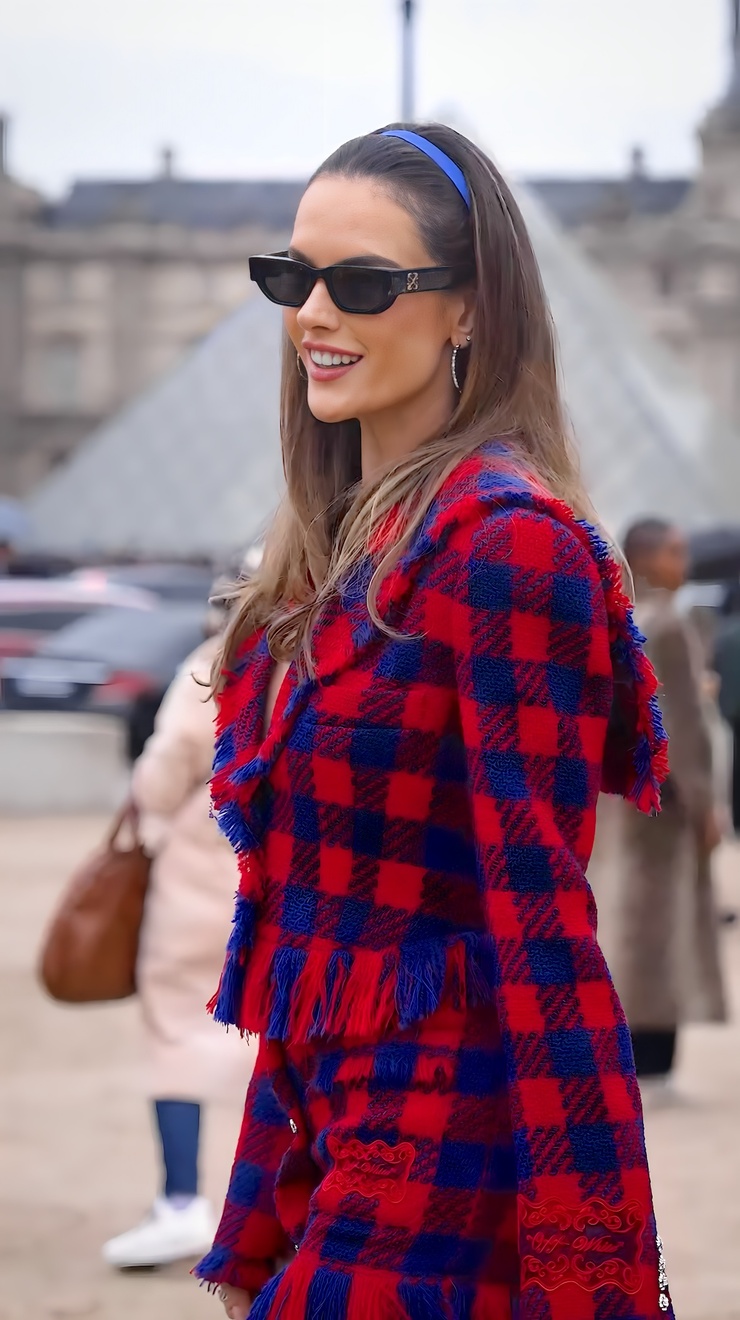 Alessandra Ambrosio Alessandra Ambrosio