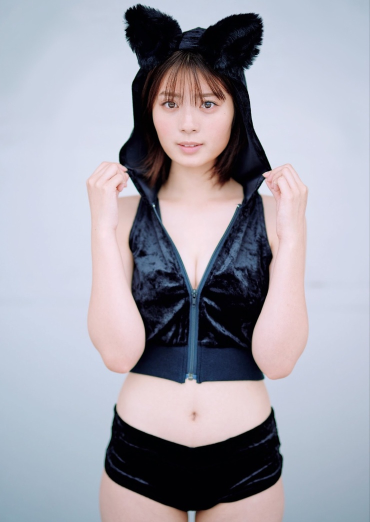 Yuna Hoshino Yuna Hoshino