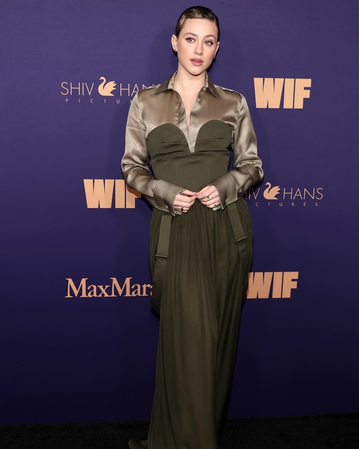 Lili Reinhart