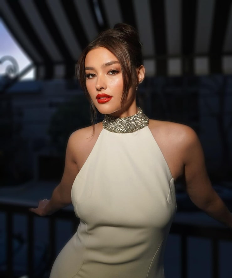 Liza Soberano Liza Soberano