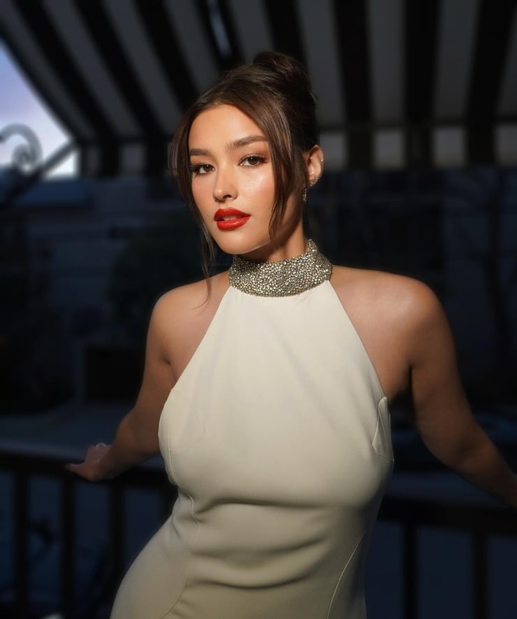 Liza Soberano