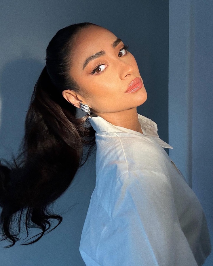 Shay Mitchell Shay Mitchell
