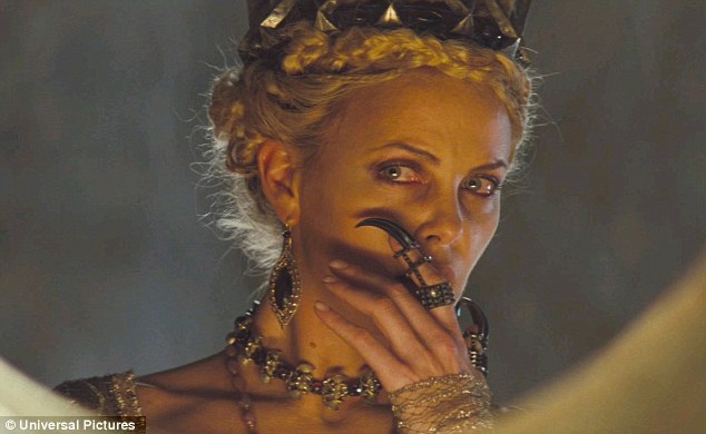 Snow White and the Huntsman Snow White and the Huntsman