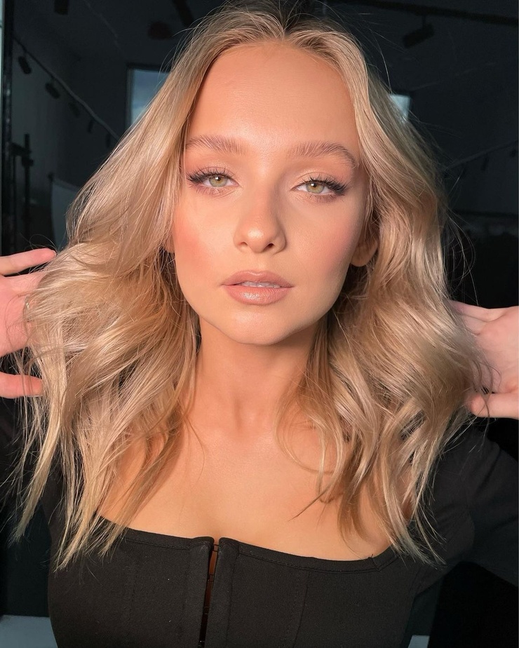 Adrianna Koperska Adrianna Koperska