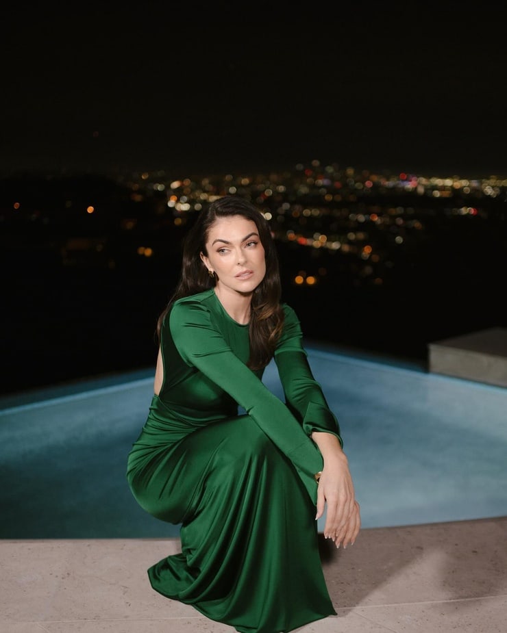 Serinda Swan