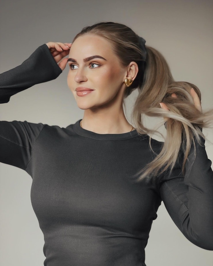 ANNA NYSTRÖM ANNA NYSTRÖM