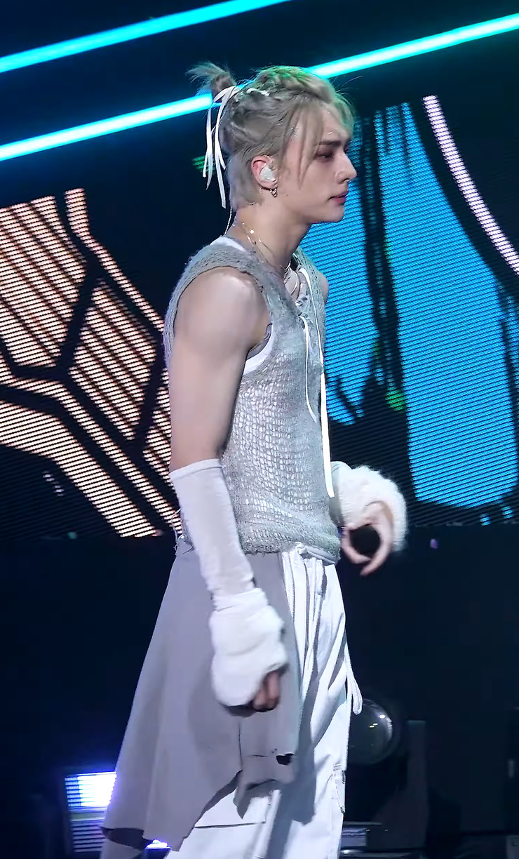 Hyun-Jin Hwang