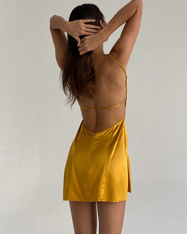 Bruna Lirio Bruna Lirio