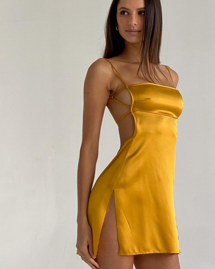 Bruna Lirio Bruna Lirio