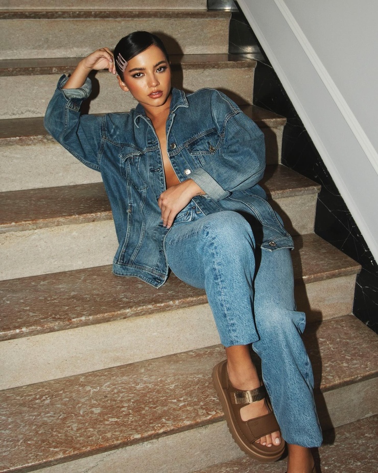Isabela Moner Isabela Moner