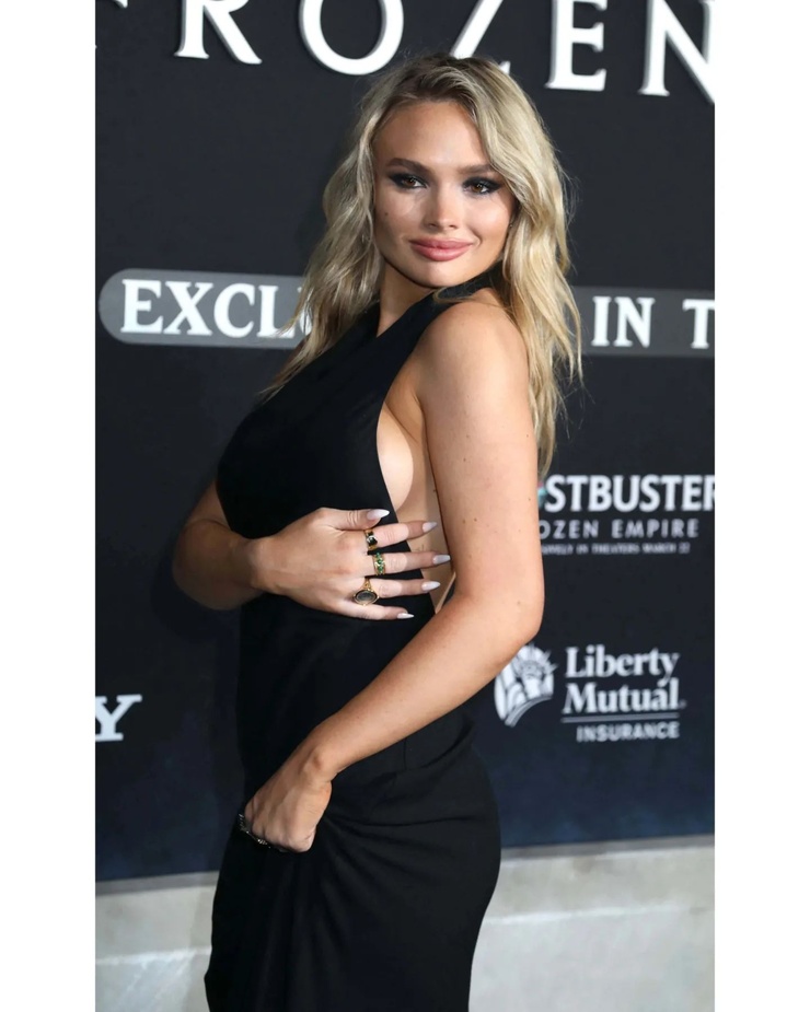 Natalie Alyn Lind Natalie Alyn Lind
