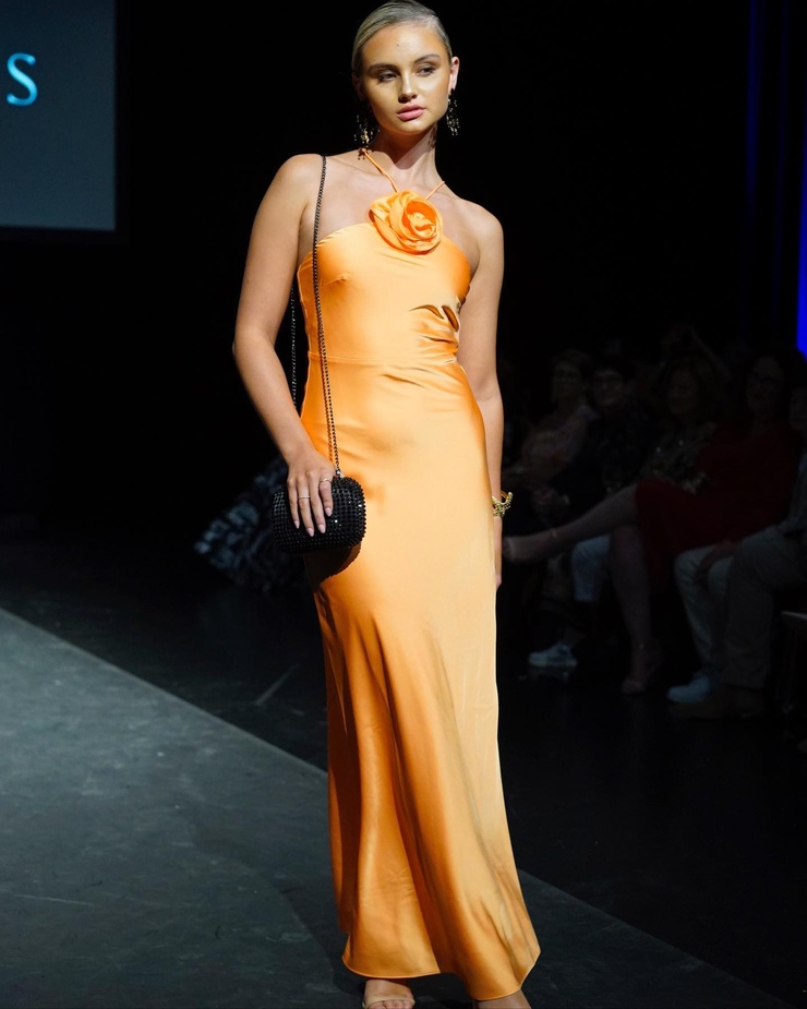 Chelsea Mayer