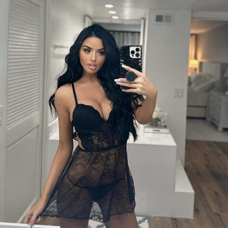 Abigail Ratchford