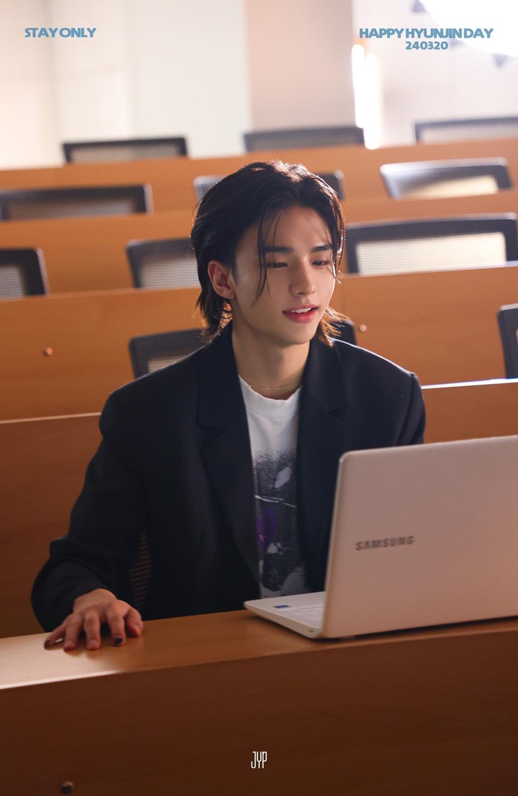 Hyun-Jin Hwang