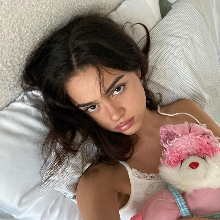 Nailea Devora
