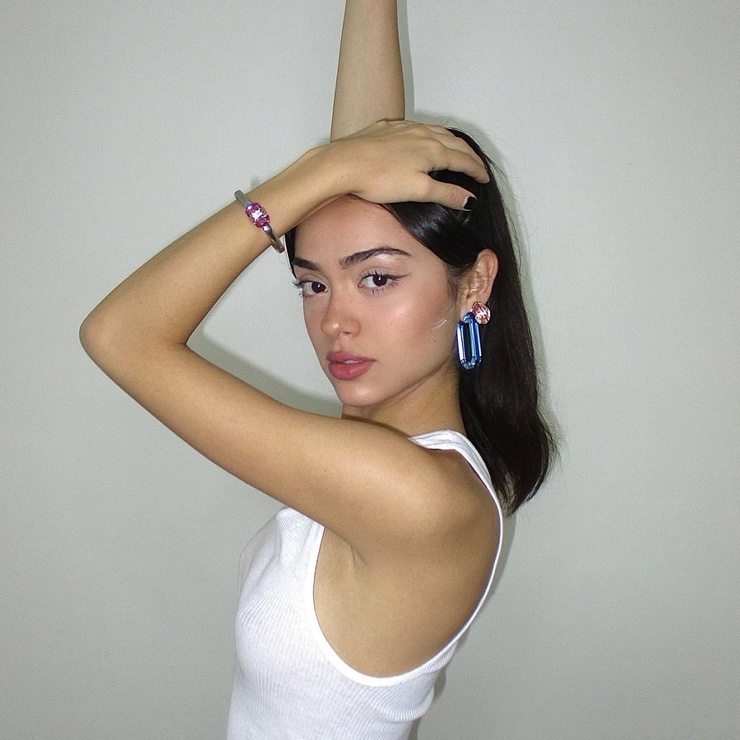 Nailea Devora