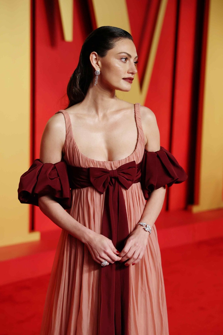 Phoebe Tonkin Phoebe Tonkin