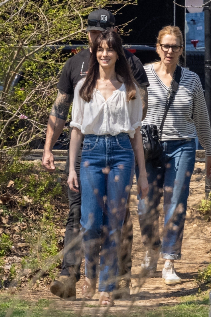 Anne Hathaway