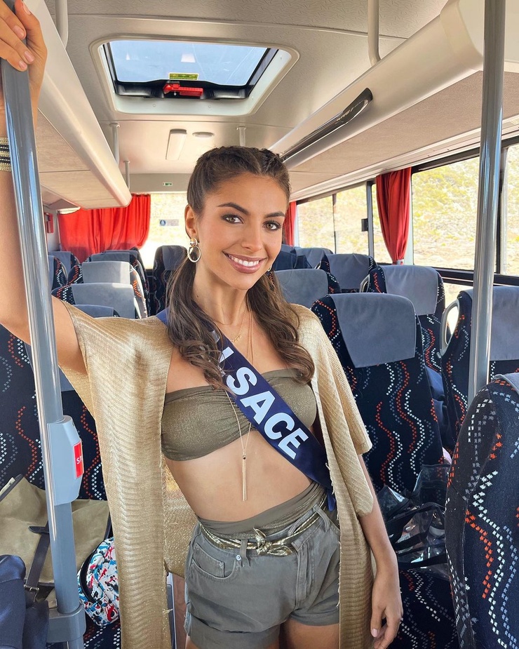 Cécile Wolfrom