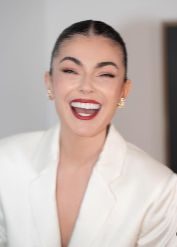 Serinda Swan