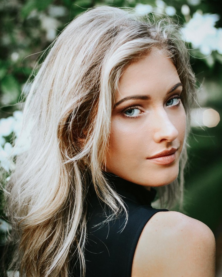 via Instagram (@ela.kawalec)