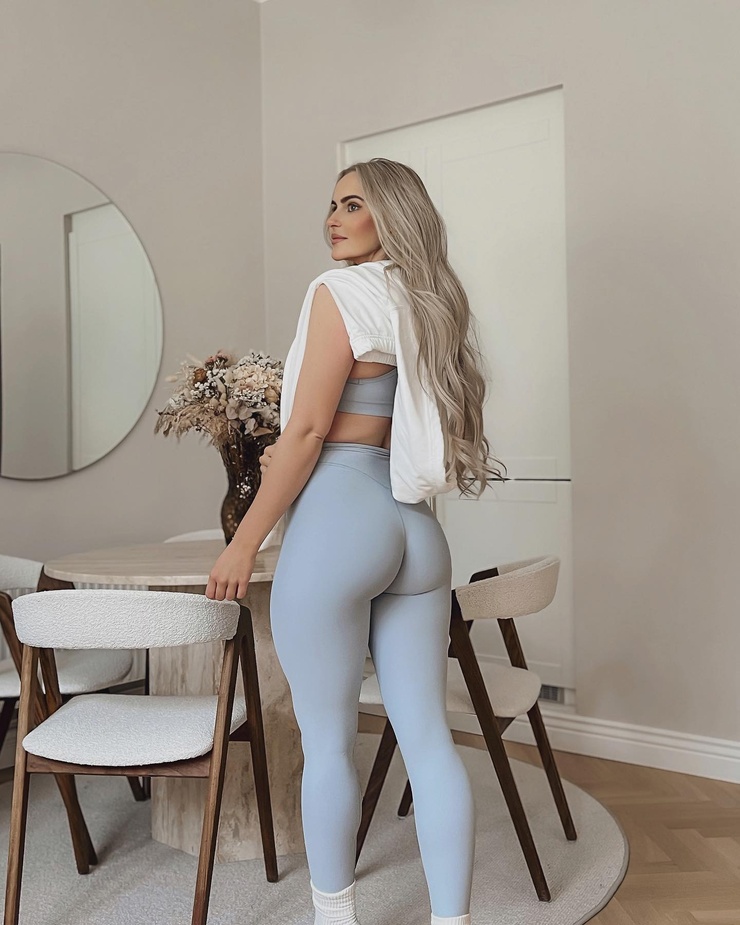 ANNA NYSTRÖM ANNA NYSTRÖM