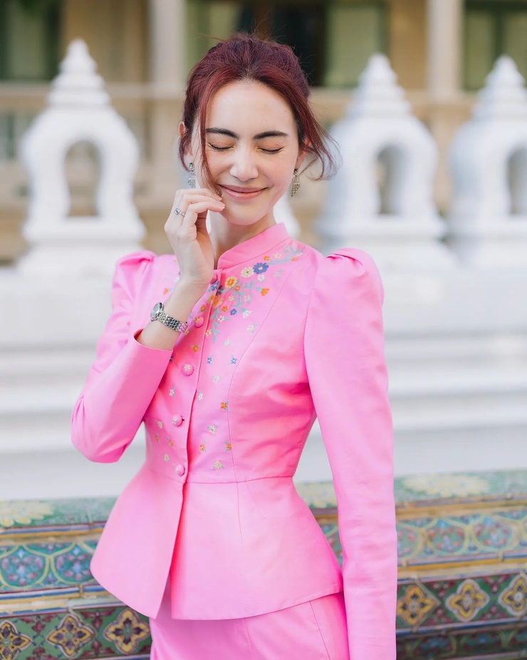 Davika Hoorne Davika Hoorne