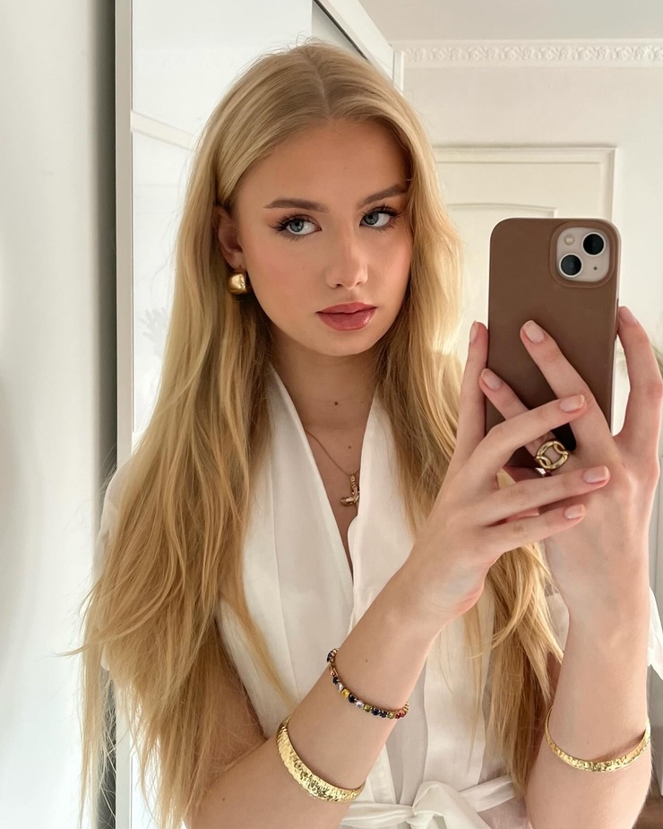 Emma Woe