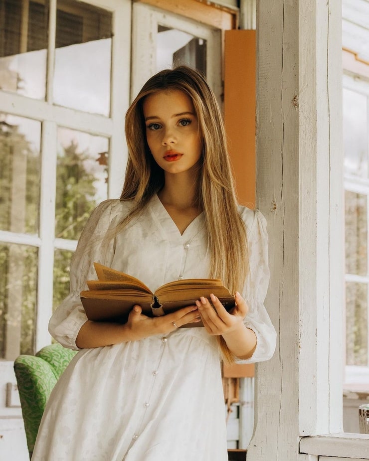 Ksenia Litosh Ksenia Litosh
