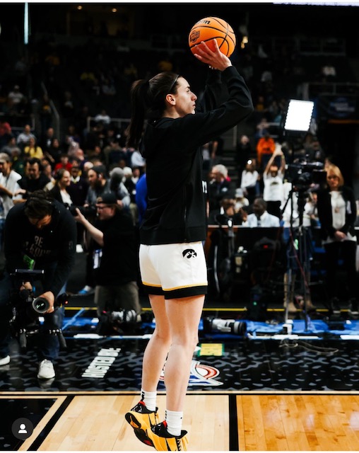 Caitlin Clark (ii)