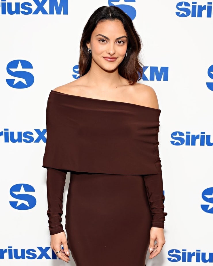 Camila Mendes