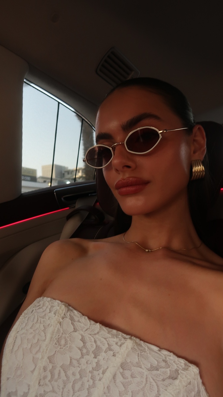 Yael Shelbia Yael Shelbia