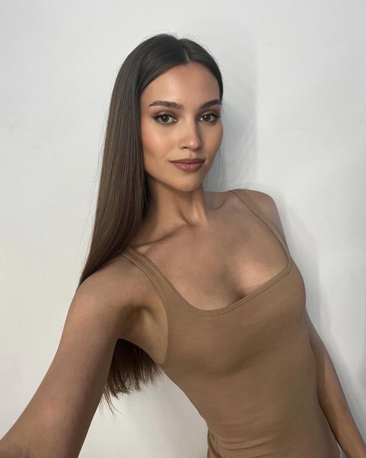 Ksenia Alexandrova Ksenia Alexandrova