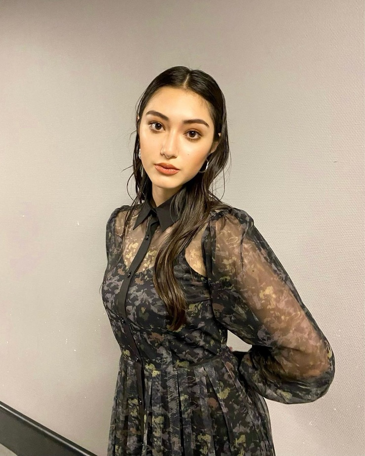 Anna Aya
