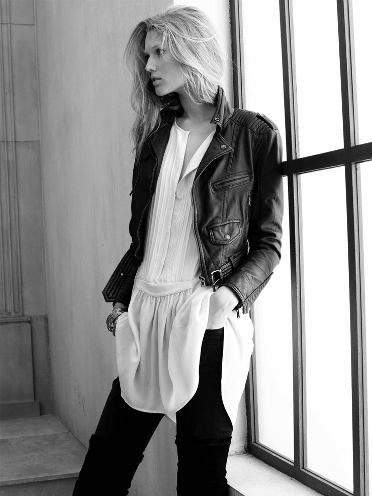 Toni Garrn Toni Garrn