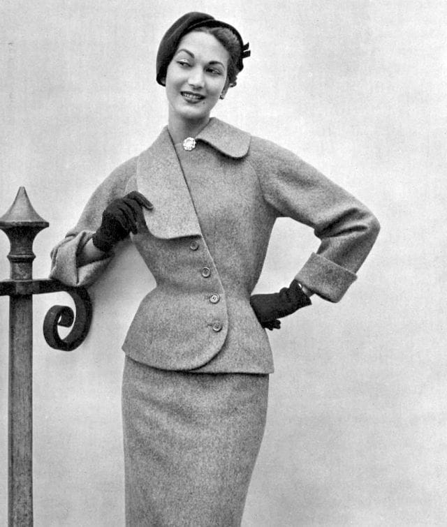 Teresita Montez modelling in 1952