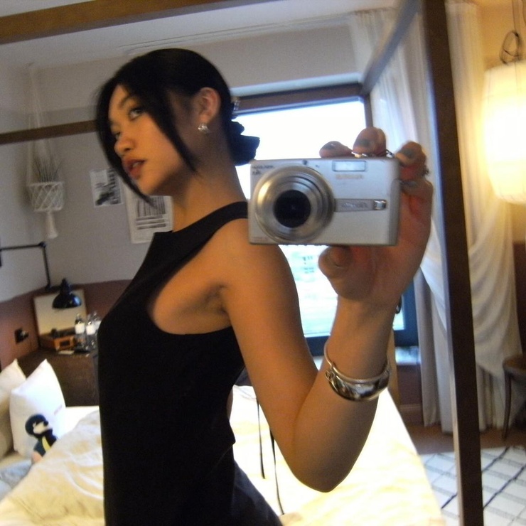 Nhung Hong